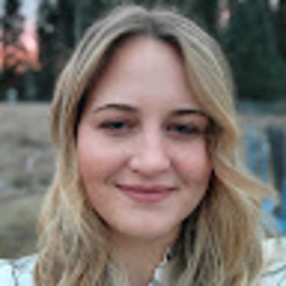 hilarytherrien